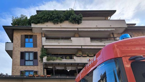 Fumo da un appartamento in via Milazzo, anziana portata in ospedale. All'origine un piano a induzione