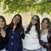 Le vincitrici del concorso regionale della classe 3ªBL EsaBac del Liceo Linguistico "A. Manzoni" di Varese