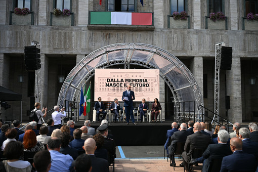 Un'immagine dell'inaugurazione di stamattina della nuova sede di Giurisprudenza dell'Insubria in piazza Monte Grappa alla quale ha partecipato anche il capo della polizia Vittorio Pisani Un'immagine dell'inaugurazione di stamattina della nuova sede di Giurisprudenza dell'Insubria in piazza Monte Grappa alla quale ha partecipato anche il capo della polizia Vittorio Pisani
