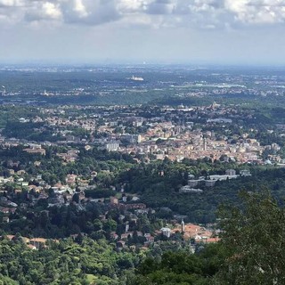 Varese e provincia nella morsa dell'ondata di calore restano bellissime (Foto Mario Chiodetti)