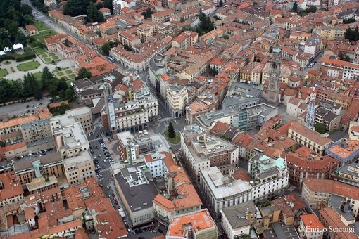 Varese vista dall'alto (foto realizzata da Enrico Scaringi)