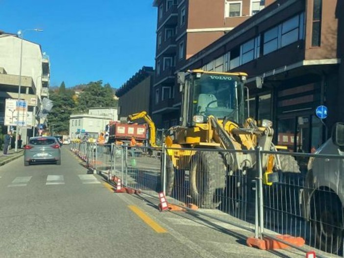 Mozione della Lega di Varese per fermare la pista ciclabile a Biumo inferiore e a Belforte Mozione della Lega di Varese per fermare la pista ciclabile a Biumo inferiore e a Belforte