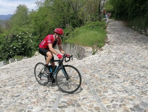 In bici sui muri del Varesotto