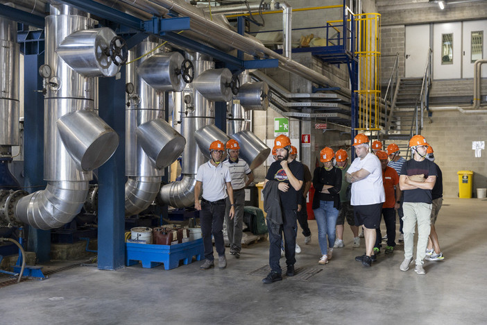 Acinque ha aperto le porte della centrale del teleriscaldamento di Varese: «Ecco come si produce l'energia termica» Acinque ha aperto le porte della centrale del teleriscaldamento di Varese: «Ecco come si produce l'energia termica»
