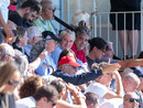 Il sindaco di Varese Davide Galimberti e l'assessore allo Sport Stefano Malerba in tribuna a Venegono per assistere a Varesina-Varese (fotografia Galbiati) Il sindaco di Varese Davide Galimberti e l'assessore allo Sport Stefano Malerba in tribuna a Venegono per assistere a Varesina-Varese (fotografia Galbiati)