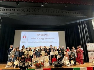 Le immagini della premiazioni del Premio XXV Aprile 1945 al Cinema Teatro Nuovo di Varese