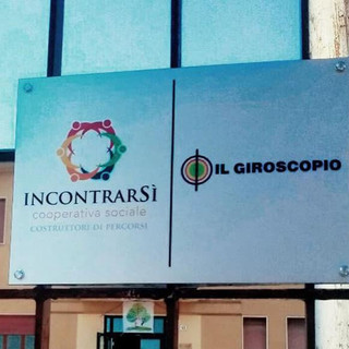 Un pullmino per “Il Giroscopio”, la comunità varesina al fianco di adolescenti e famiglie in difficoltà