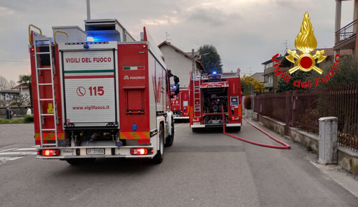 L'intervento dei vigili del fuoco a Venegono Inferiore L'intervento dei vigili del fuoco a Venegono Inferiore