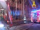 Le immagini dell'intervento dei vigili del fuoco di stanotte in via Correnti a Varese
