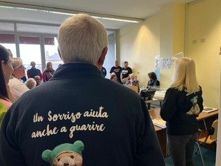 Alcuni momenti della presentazioni delle apparecchiature donate al Del Ponte di Varese