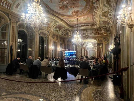 Consiglio comunale, bagarre e toni alti tra “buchi” di bilancio rinfacciati e università Consiglio comunale, bagarre e toni alti tra “buchi” di bilancio rinfacciati e università