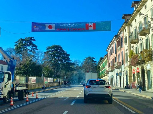 La città entra ufficialmente in clima olimpico: il benvenuto a Giappone e Canada