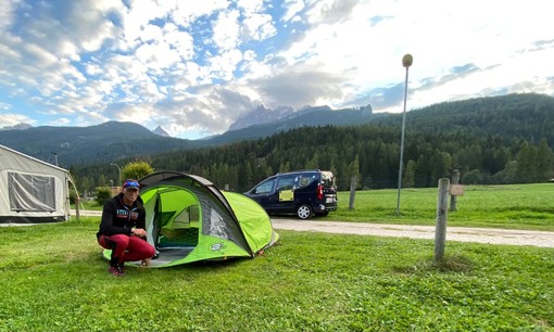 Cartoline varesine da Cortina - La tenda a 6° di Stefano e la full immersion del coach