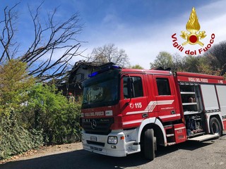I vigili del fuoco sono stati chiamati a una settantina di interventi per il vento in provincia di Varese I vigili del fuoco sono stati chiamati a una settantina di interventi per il vento in provincia di Varese