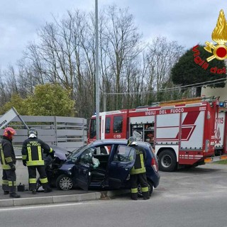 I vigili del fuoco sul luogo dell'incidente