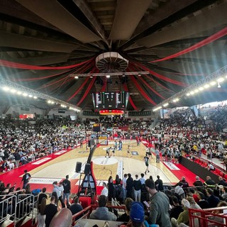 Tutto esaurito a Masnago: no, non è la Pallacanestro Varese, è la School Cup