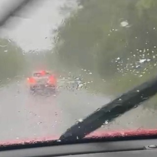 VIDEO. Arrivano i temporali, si rivede la grandine anche a Varese
