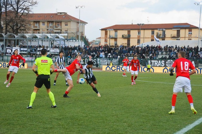 Biellese-Varese della stagione regolare (foto Ezio Macchi) Biellese-Varese della stagione regolare (foto Ezio Macchi)