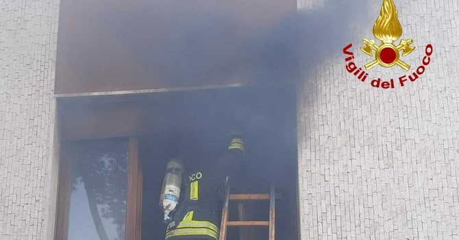 I vigili del fuoco sul posto I vigili del fuoco sul posto