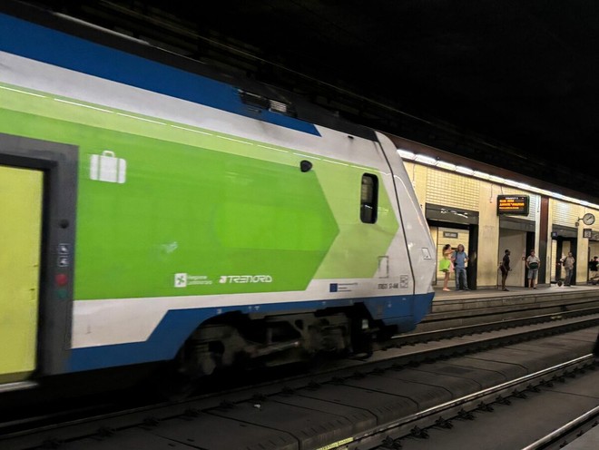 Tentano di rubare rame e tranciano i cavi, mattinata di tilt per i treni di Malpensa. Ora circolazione in graduale ripresa