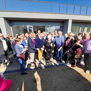 L'inaugurazione odierna del nuovo centro anziani di Varese L'inaugurazione odierna del nuovo centro anziani di Varese