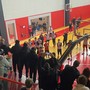 Una mattinata pre-derby al Campus: i tifosi sono con la Pallacanestro Varese
