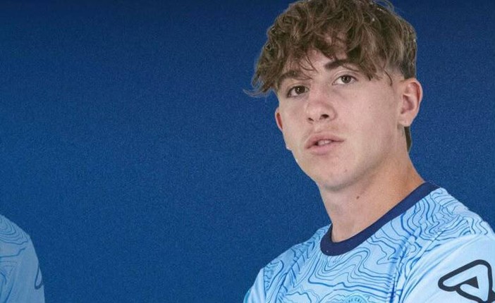 L'Albinoleffe ha accolto così il neo acquisto Simone Sassi, talento classe 2007 lanciato dalla Varesina L'Albinoleffe ha accolto così il neo acquisto Simone Sassi, talento classe 2007 lanciato dalla Varesina