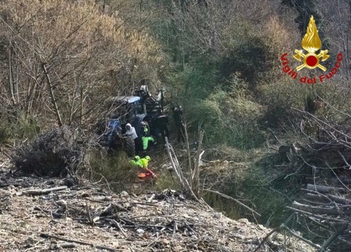 I soccorritori durante l'intervento ad Arcisate