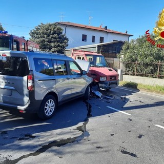 I mezzi coinvolti nello scontro in via Carnia