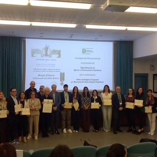 Ats Insubria consegna al personale del Dipartimento di Igiene e Prevenzione Sanitaria la medaglia d'argento ai &quot;Benemeriti della Salute Pubblica&quot;