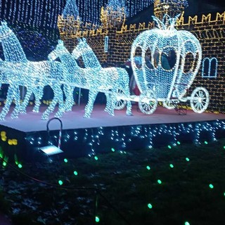 Una delle magiche installazioni di Leggiuno