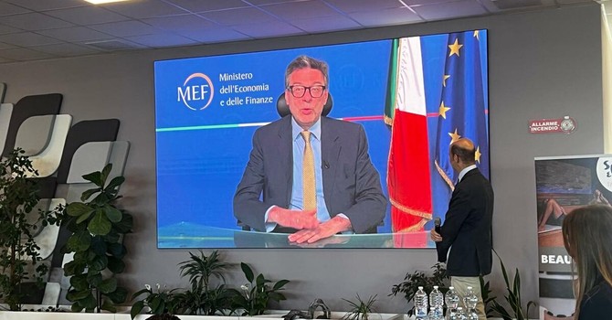 Il ministro dell'Economia, il varesino Giancarlo Giorgetti, ha come sempre salutato l'avvio della stagione della Binda