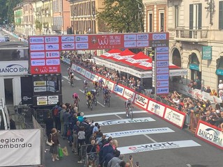 L'arrivo in via Sacco che ha incoronato Eleonora Gasparrini L'arrivo in via Sacco che ha incoronato Eleonora Gasparrini