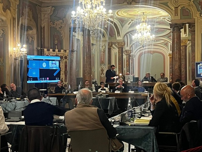 Belforte-Carcano e le ciclabili: scontro atteso in consiglio comunale. Ma non ci saranno sospensioni dei lavori