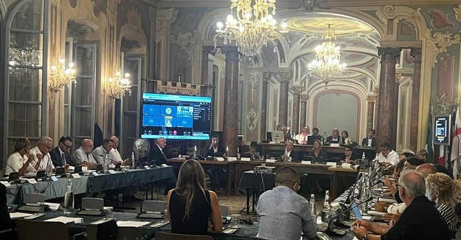 Cavalli, parole e “parolone”. Va in archivio la prima serata dedicata al nuovo Pgt di Varese Cavalli, parole e “parolone”. Va in archivio la prima serata dedicata al nuovo Pgt di Varese