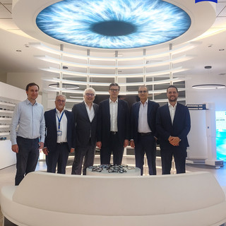 Giorgetti in visita alla ZEISS di Castiglione Olona: focus su innovazione, ricerca e manifattura Giorgetti in visita alla ZEISS di Castiglione Olona: focus su innovazione, ricerca e manifattura