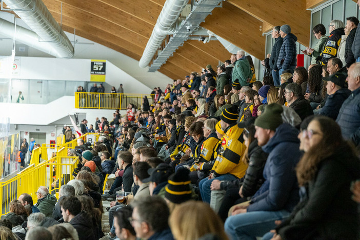 Semifinale con l'Aosta, la grande attesa: prezzi dei biglietti e prelazione per gli abbonati, ecco come spingere i Mastini in gara 2