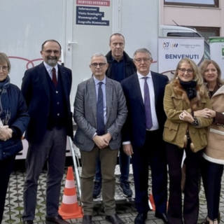 L’Unità Mobile per lo screening mammografico di Asst Sette Laghi e Ats Insubria fa tappa al Molina