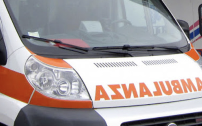 Auto contro moto sulla Varesina a Venegono Inferiore: ferito diciassettenne