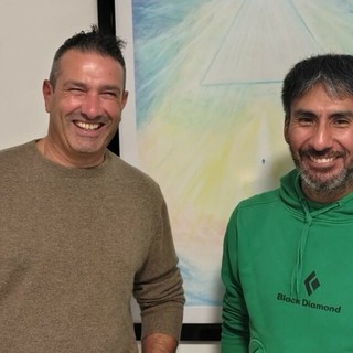 Il gallerista Michele Cataleta, a sinistra, con l'artista Mauro Armiraglio