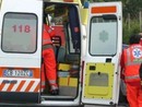 Varese, scontro tra un'auto e una moto sul lungolago. Una persona ferita