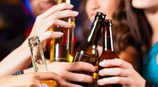 Notte alcolica nel Varesotto: sei persone soccorse per intossicazione etilica