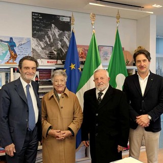 Licata: «Dal presidente Fontana con gli 87enni Silvia e Martino, esempi di anzianità attiva» Licata: «Dal presidente Fontana con gli 87enni Silvia e Martino, esempi di anzianità attiva»