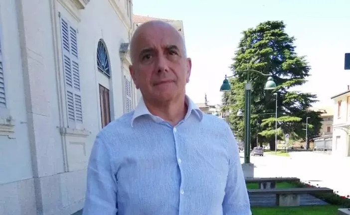 Furio Artoni annuncia la sua candidatura a sindaco di Luino: «Signore e signori, si parte» Furio Artoni annuncia la sua candidatura a sindaco di Luino: «Signore e signori, si parte»