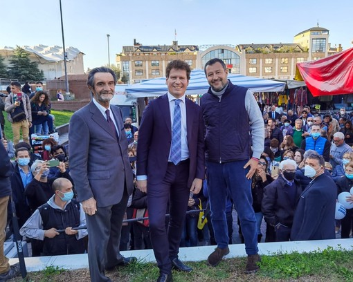 FOTO e VIDEO. Salvini a Varese per Bianchi: «Con Matteo la città può decidere di guardare al futuro»