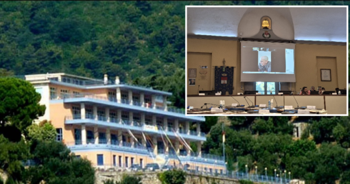 Nel riquadro, un momento della commissione