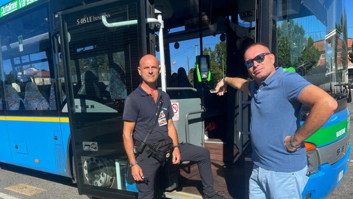 Antonio Marangiolo, responsabile dei verificatori di Autolinee Varesine e Gianluca Ribolzi, responsabile dell'ufficio Sanzioni Antonio Marangiolo, responsabile dei verificatori di Autolinee Varesine e Gianluca Ribolzi, responsabile dell'ufficio Sanzioni