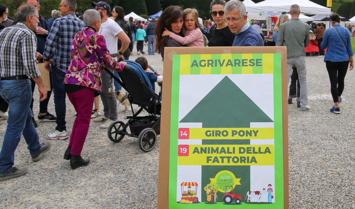 ATS Insubria ad Angera per AgriVarese: salute e prevenzione a misura di comunità ATS Insubria ad Angera per AgriVarese: salute e prevenzione a misura di comunità