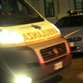 Incidente in largo Flaiano: coinvolti tre giovani. Nella sera di Natale tragico investimento a Cerro: muore un ciclista di 44 anni