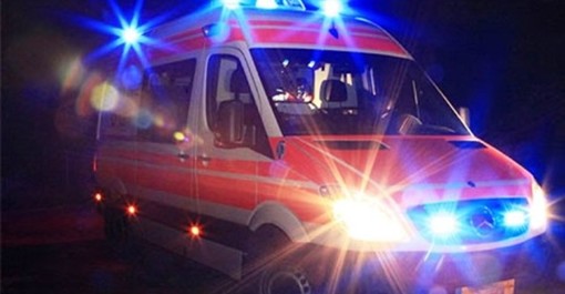 Cantello, motociclista cade lungo la strada dei frontalieri: 49enne al pronto soccorso